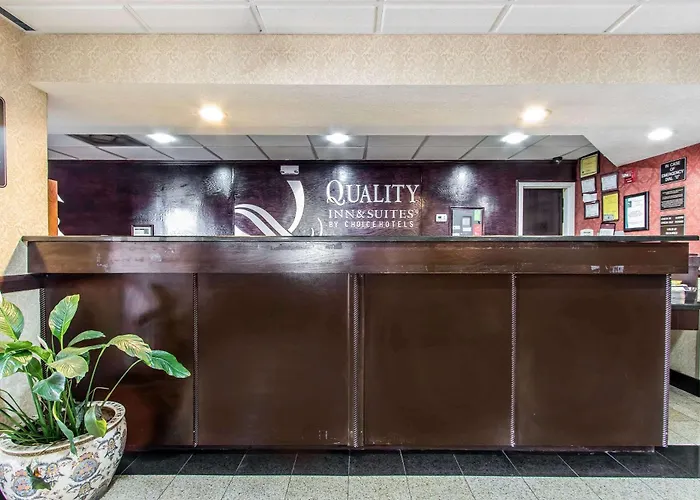 Quality Inn & Suites Memphis East